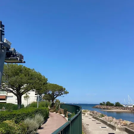 Apartmán Du Port Pieds Ds L'eau Parking *